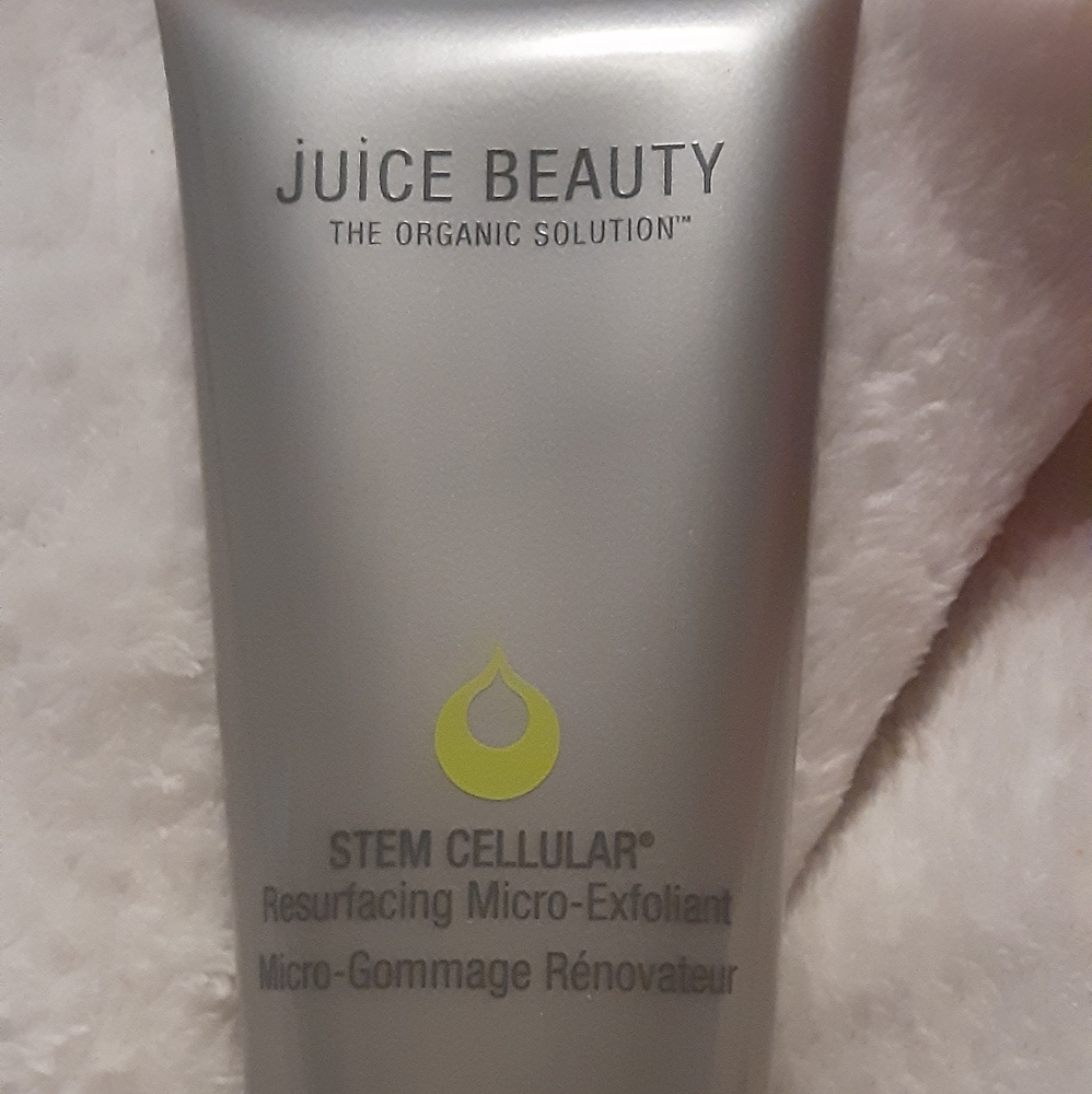 Stem Cellular Resurfacing Micro-Exfoliator